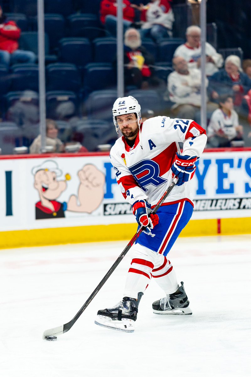 RocketLaval's tweet photo. Belz est de retour! 
Belz is back 🚀 https://t.co/2xdLJW8wu8
