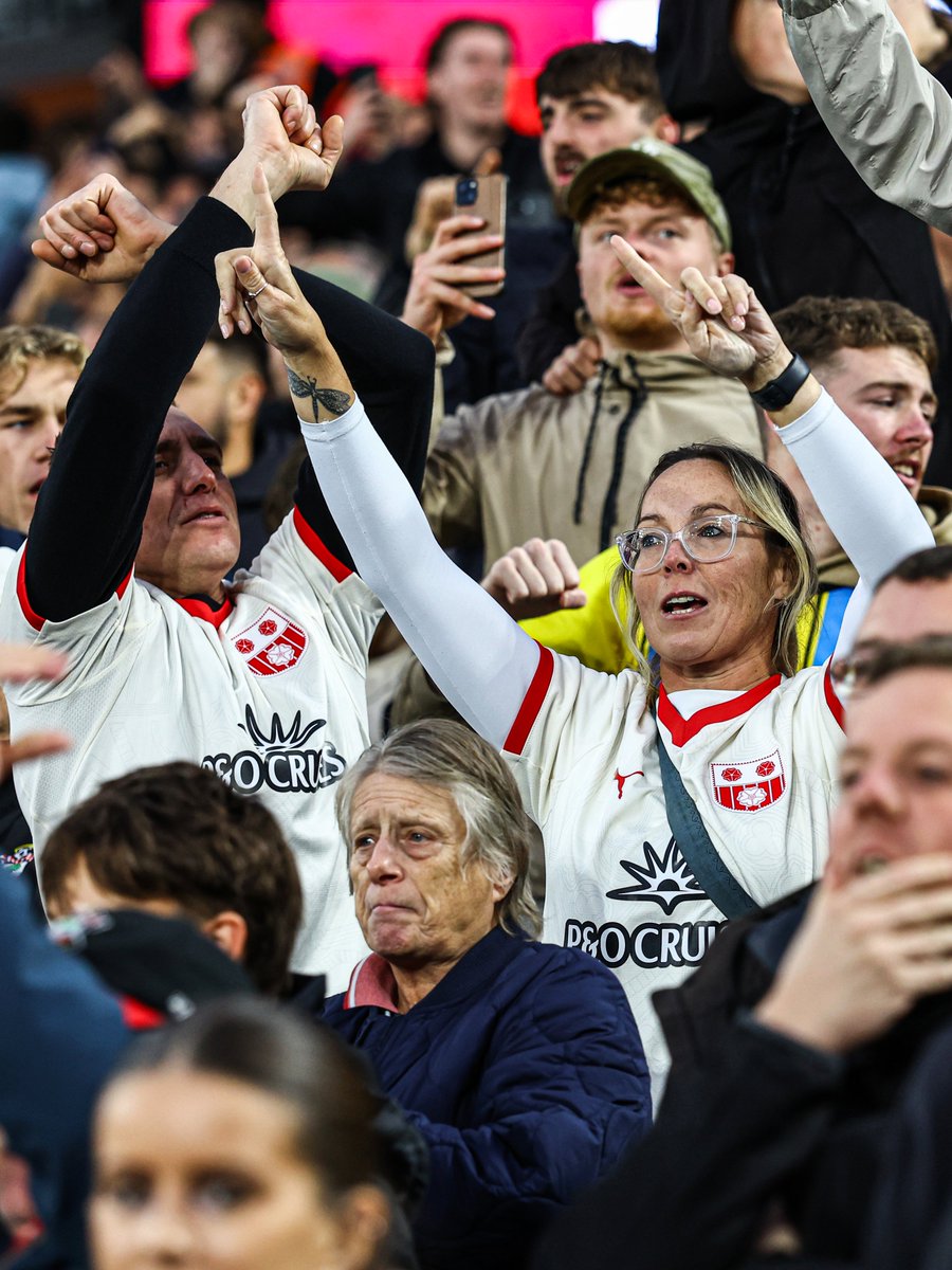 SouthamptonFC's tweet photo. Forward. Together. https://t.co/Jj5xvlEWQ6