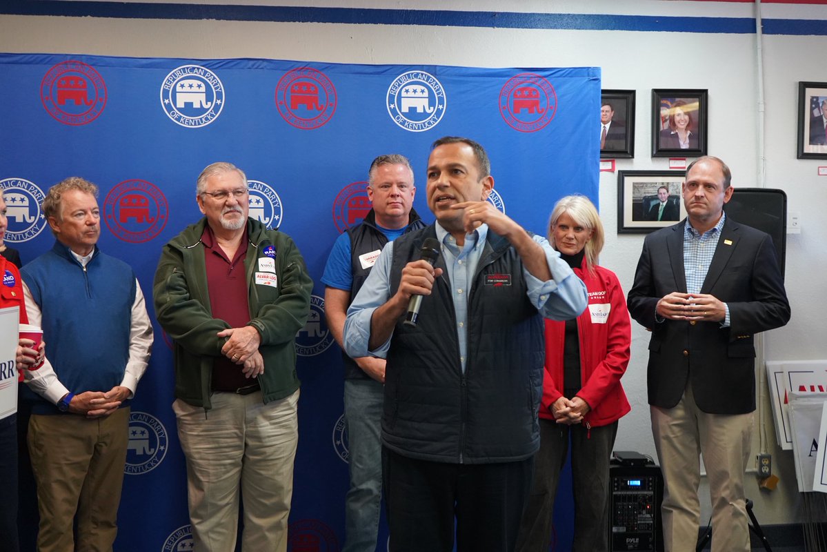 AlvaradoForKY's tweet photo. Awesome energy at a very packed @FayetteKYGOP headquarters this morning!! Thank you to all the volunteers who showed up to knock on doors or make calls. We can’t do this without you!

A special thank you to @RandPaul and @kc4gop for joining us! 

With the support of all these people, I know we can win in the 6th and send @barrforsenate to the US Senate!