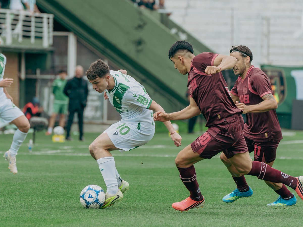 CodigoBanfield's tweet photo. Gol del Granate, Izquierdoz
17’ ST | (COMENTARIO)
1-1 | #Banfield 🇳🇬 🆚 #Lanús https://t.co/PI35pOE5En