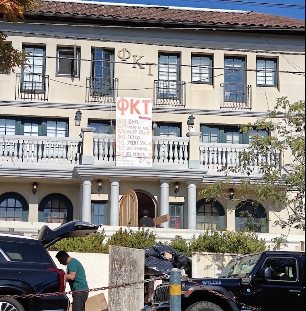 massappealkenel's tweet photo. @ItsKingSlime Uc Berkeley phi kappa tau definitely https://t.co/PsWNJnbHGt