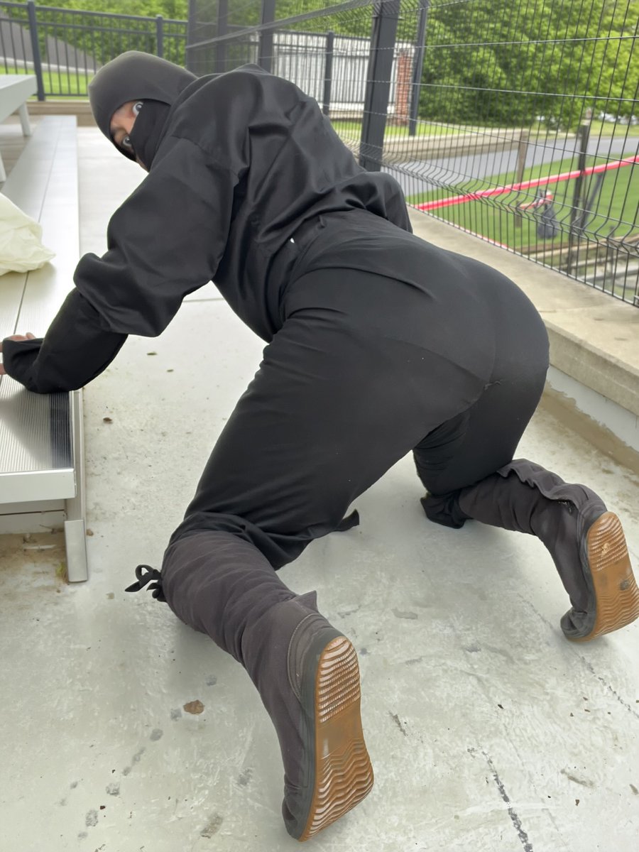 MexiNinjaBoi's tweet photo. ANOTHER 2 SHOTS of A Kuro Ninja getting caught while sneaking around with his TAIL OUT. π±π πππ₯·π½π
-
#ninja #blackninja #martialarts #martialart #martialartlifestyle #mexican #gayman #manbutt #gaybutt #mansbubblebutt #ninjabutt #gay #gaypride #manbutt #mexicano #culo #gayninja