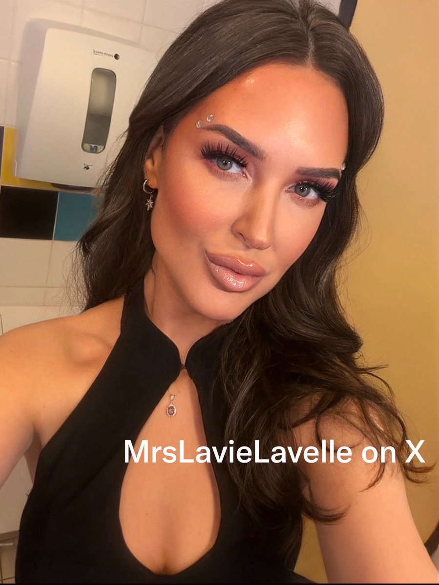 MrsLavieLavelle's tweet photo. ‼️LATE NIGHT RT GAME – 15 MINUTES‼️

🔥🔥🔥 2/2/2

👸🏻Dommes 3 replies
🧎‍♂️ Subs 2 replies

✨‼️ Time starts now. Let’s get him! ‼️✨ https://t.co/isZVlYZDsI