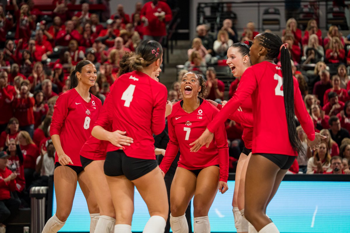 OhioStateWVB's tweet photo. Frames from Set 3 📸

#GoBucks https://t.co/OWp1ErYuaF