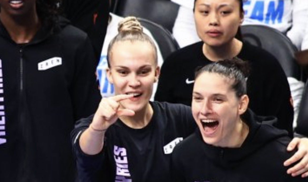 YeahItsAhNo's tweet photo. 😈⚔️💜 https://t.co/vhdBszI1dV
