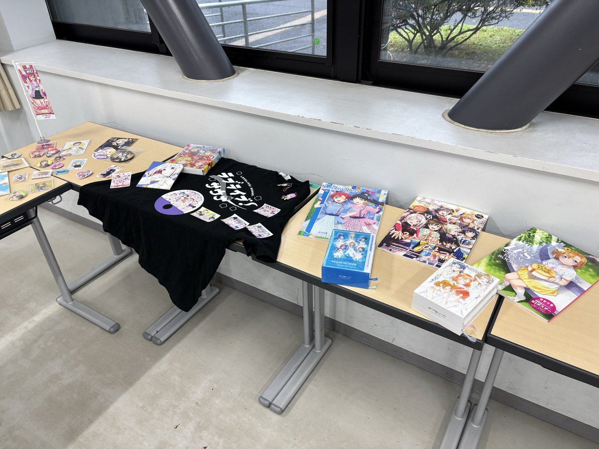 TonpeiLL's tweet photo. ラブライブ！研究会出展開始いたしました！
ラブライブ！が好きな方もまだ見たことがない方もぜひ一度お立ち寄りください✨

#東北大学祭 https://t.co/R12bZt8utP