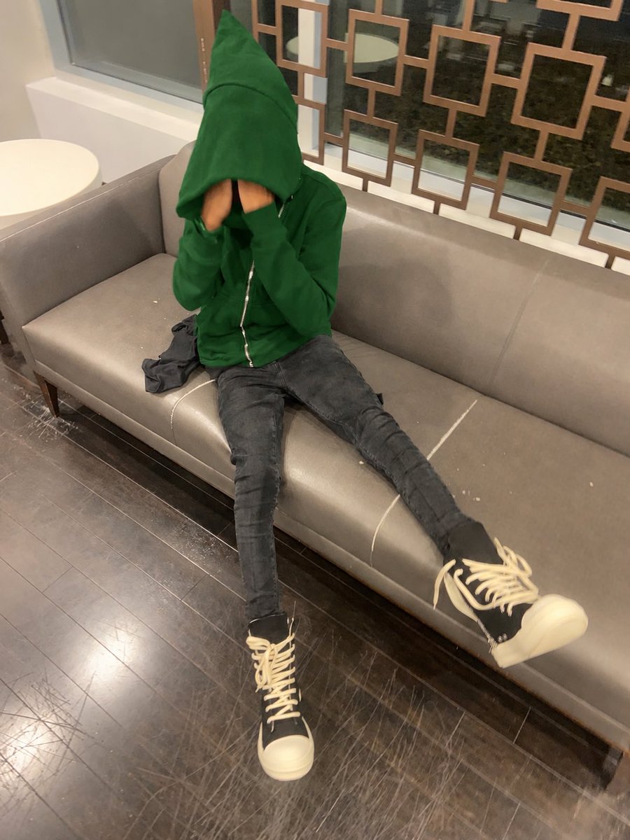 Drako5L's tweet photo. i'm Just waiting on my viral moment $limee🦠 https://t.co/WXzP2aqdbk