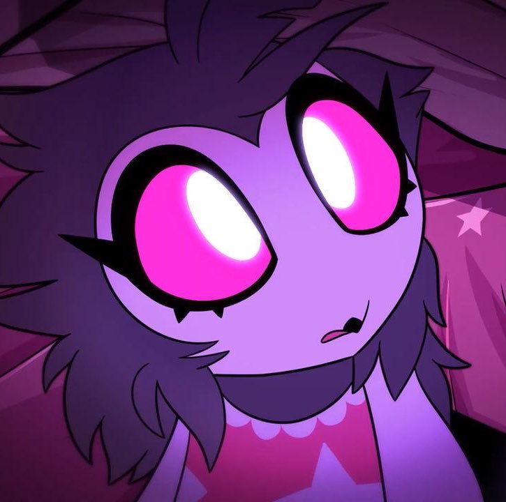 Honeystoria's tweet photo. Protect this sweet little owlet AT ALL COSTS!

fixed it. https://t.co/p0TyDULzUy