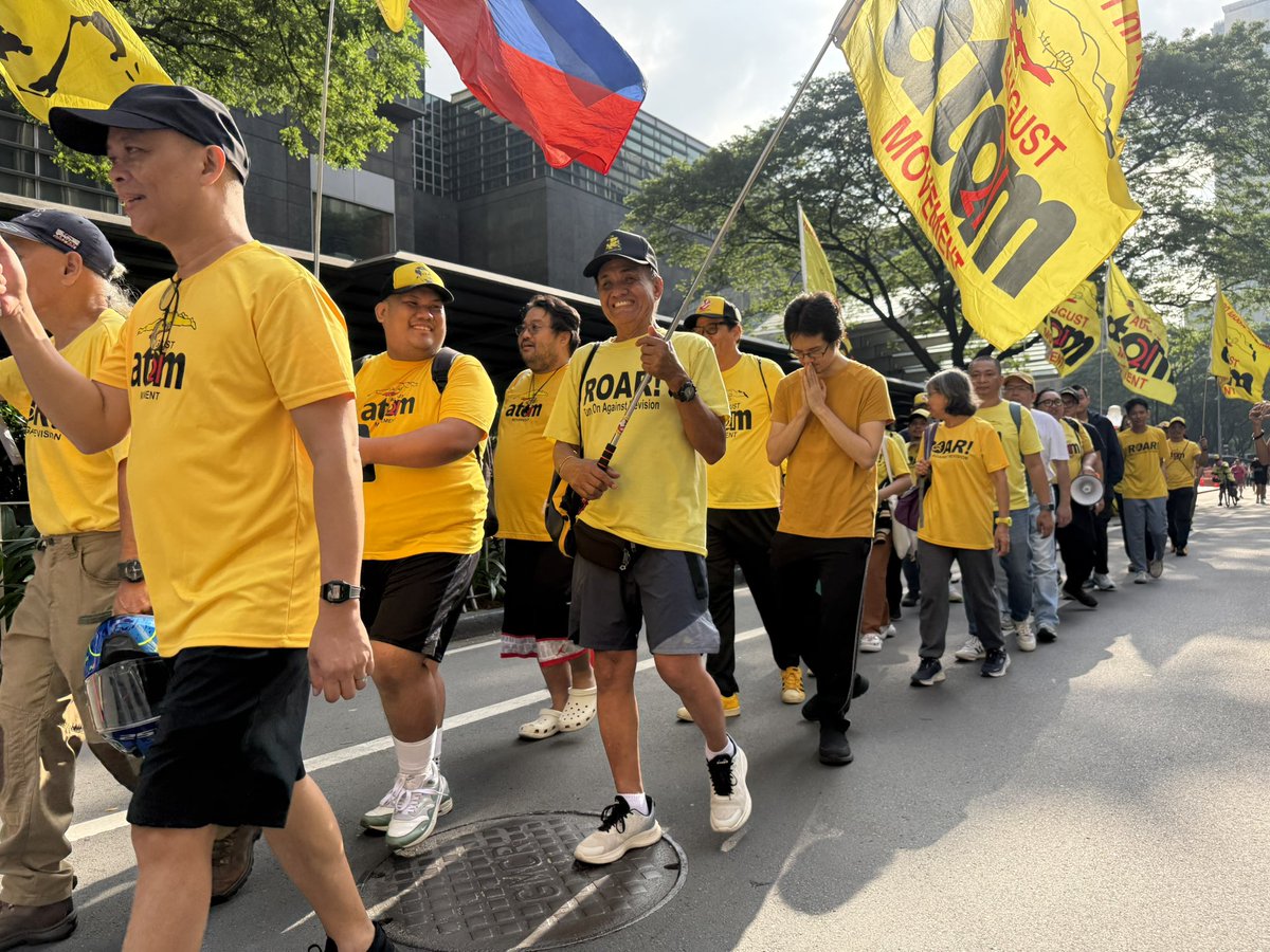 JohnRizCalata's tweet photo. ROAR AGAINST CORRUPTION

The August Twenty-One Movement (ATOM) once again held its “ROAR Against Corruption” protest along Ayala Avenue in Makati City on Sunday, October 25.

The activity aimed to call for accountability among corrupt government officials, including Vice President Sara Duterte, over her alleged unexplained wealth.

According to ATOM, the Supreme Court’s declaration that certain provisions of the 2024 and 2025 General Appropriations Acts (GAA) are unconstitutional should not be taken lightly. @bncdotph