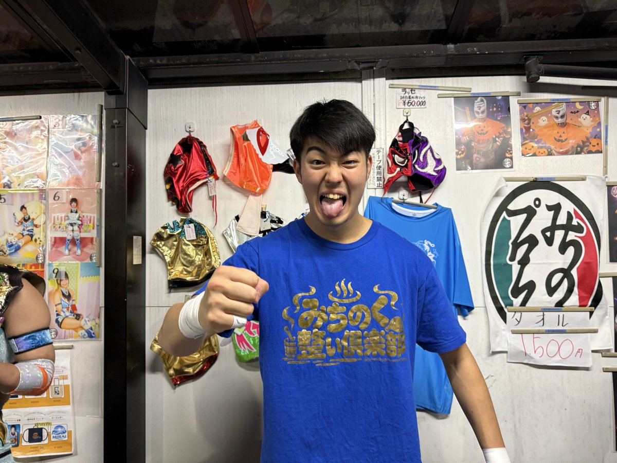 sasanoha3la3la's tweet photo. 佐藤維選手
ハロウィンポトレ完売🎃さすが！ https://t.co/beHZEp7I3V