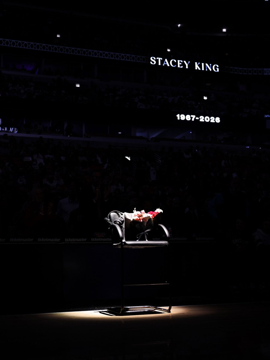 chicagobulls's tweet photo. We miss you every day, Stacey ❤️ https://t.co/4gAWiWjKKy