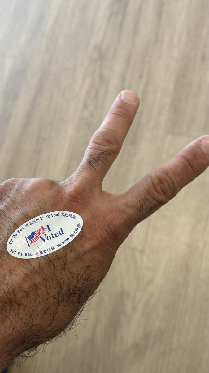 MehrzadLrd's tweet photo. @xandersobhani #voted
#MAGA https://t.co/ux40Gmol5C
