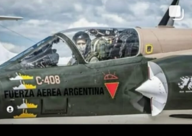 ErradiCasta's tweet photo. @SBonser66 @GBNEWS @MarcusDon_ Las Malvinas son Argentinas https://t.co/7VSfexJE3v