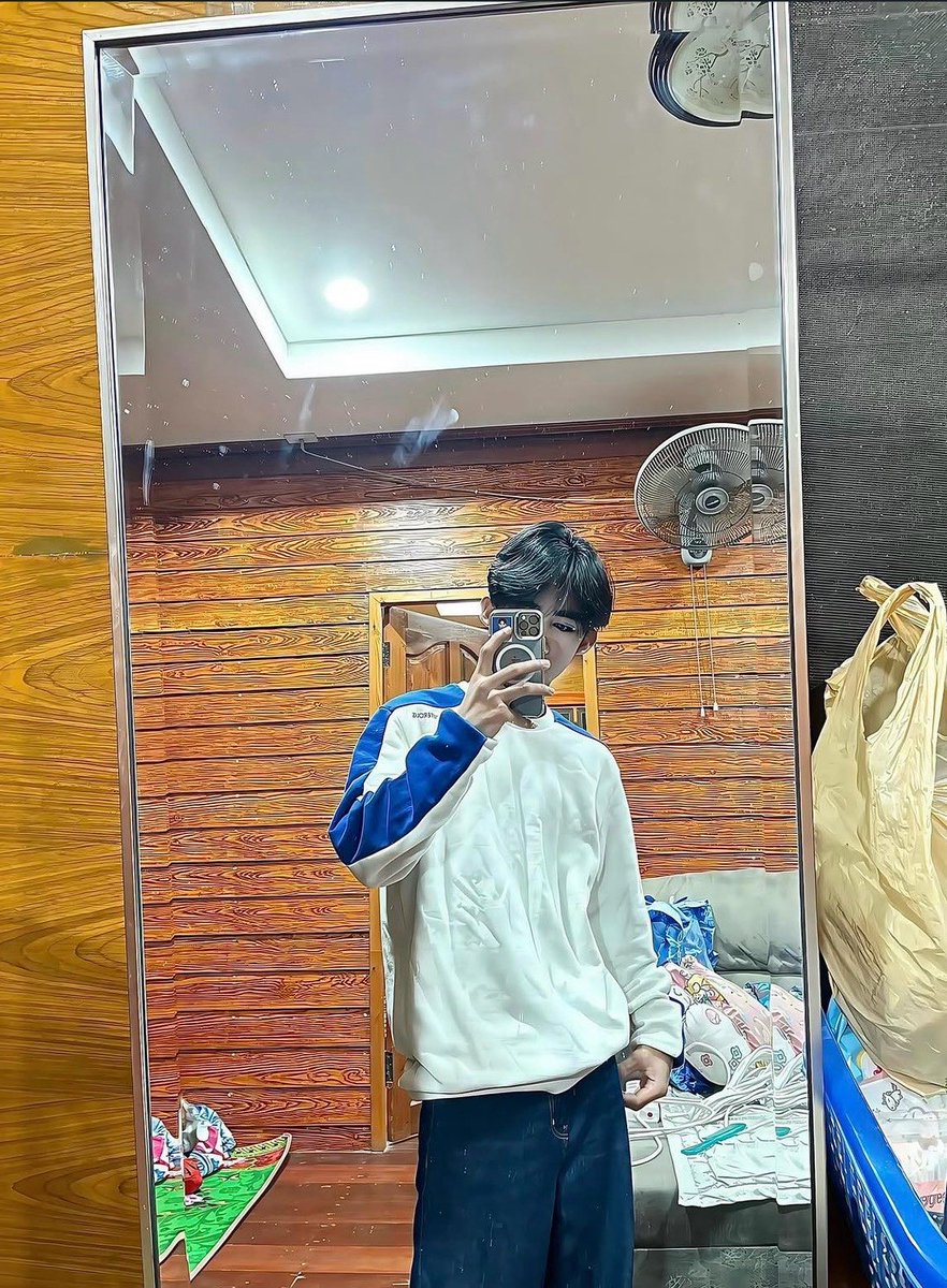 SUGUS_56x's tweet photo. 🖤 https://t.co/X4XFprPbrI