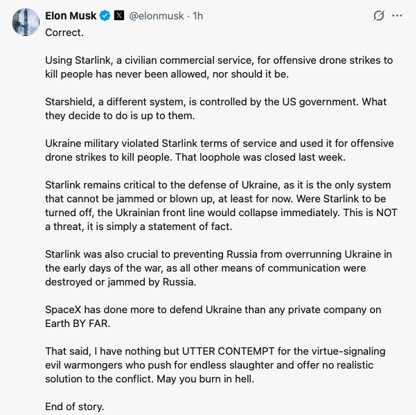 andrewofpolesia's tweet photo. Buď teda Ukrajinci dokázali nějak hacknout systémy SpaceX a používat civilní antény Starlink za pohybu, nebo je Musk lže. 

Takže:

1. Rusové od loňského roku načerno nakupovali Starlinky všude možně po světě, ty pak nasazovali na Ukrajině.

2. Problém začal řešit tehdejší ministr obrany Fedorov a jeho tým. Řešením byly bílé seznamy (whitelists), kdy pouze oficiálně registrované terminály mohly být zprovozněny nad území Ukrajiny (kontrolované Ukrajinu nebo okupované Ruskem).

3. Povolené civilní terminály fungují pouze ve stacionárním režimu nebo za velmi nízké rychlosti pohybu (do 90 km/h).

4. Registrovat terminály museli jak vojáci (přes Delta nebo Armija+), firmy a státní zaměstnanci přes portál Dia, civilisté a podnikatelé přes CNAP. Registrovalo se KIT číslo, UTID a číslo účtu.

5. Registrace byla spuštěna 5. února 2026.

A teď to podstatné (a zopakuji to znovu)

Ukrajinští vojáci pro terminály, které se využívají na mobilní cíle ve vysoké rychlosti (typické middle strike drony při zrychlení z rampy nebo třeba drony interceptory), používají službu Starshield.

To je služba, o které Musk říká, že ji kontroluje americká vláda (a všimněte si, že už nepíše, že ji vlastní). Jde o využití stejné konstelace satelitů Starlink, ale s lepším šifrováním, přístupy a tak dále. 

Zde je důležité, že za tuto službu neplatí americká vláda, ale vláda německá skrze FMS (Foreign Military Sales, což je proces, přes který Amerika prodává své zbraně, například Patrioty). Ta platí tuto službu do půlky května příštího roku. 

Co se omezila, je služba Starshield, tj. terminální na mobilních cílech. Nejde tu teď momentálně o stacionární Starlink, který funguje právě na principech těch bílých seznamů. Proto se Němci ozvali. Proto se Ukrajinci ozvali. Proto si Musk, Rubio, Trump a další přehazují zodpovědnost a matou společnost.

Důvodem není jen to, že v rámci americké společnosti nechtějí ztratit zbytky kreditu, ale taky to, že se vysílá vzkaz spojencům, kterým říkají, že pokud na postu amerického prezidenta bude člověk, který chce lízat ruskou/čínskou/severokorejskou či jakoukoli jinou podrážku, může mechanismus FMS s odůvodněním "národního zájmu" podělat.

A tenhle signál je mnohem horší, protože se Evropané (a vlastně kdokoli, kdo se u Američanů rozhodne nakupovat přes FMS, nebo jiný mechanismus, přes který není možné domáhat se právní ochrany u soudu/arbitráže) budou naprosto legitimně ptát, co všechno v sobě obsahuje kill switch a jak moc jsme schopní nahrazovat americké know how tím svým?

Proto Musk bulí, když Evropané mluví o předělovaní frekvencí pouze pro evropské společnosti. Proto američtí technologičtí giganti jsou nervózní. A proto budou mít problém i americké zbrojovky, které mají díky válce v Evropě žně (nákupy z Evropy jsou největší za desítky let a po 20 letech jsme největšími odběrateli amerických zbraní).

Trump si neuvědomuje, jak velký geopolitický průšvih za sebou zanechá, pro nějakou zdánlivou výhodu, kterou mu momentálně Putin nabízí. Ať už to 300 000 tun nafty, stavba infrastruktury ruskými společnosti pro Aljašku, nebo nějaké shady kontakty, který má Witkoff a Kushner s Dmitrijevem.