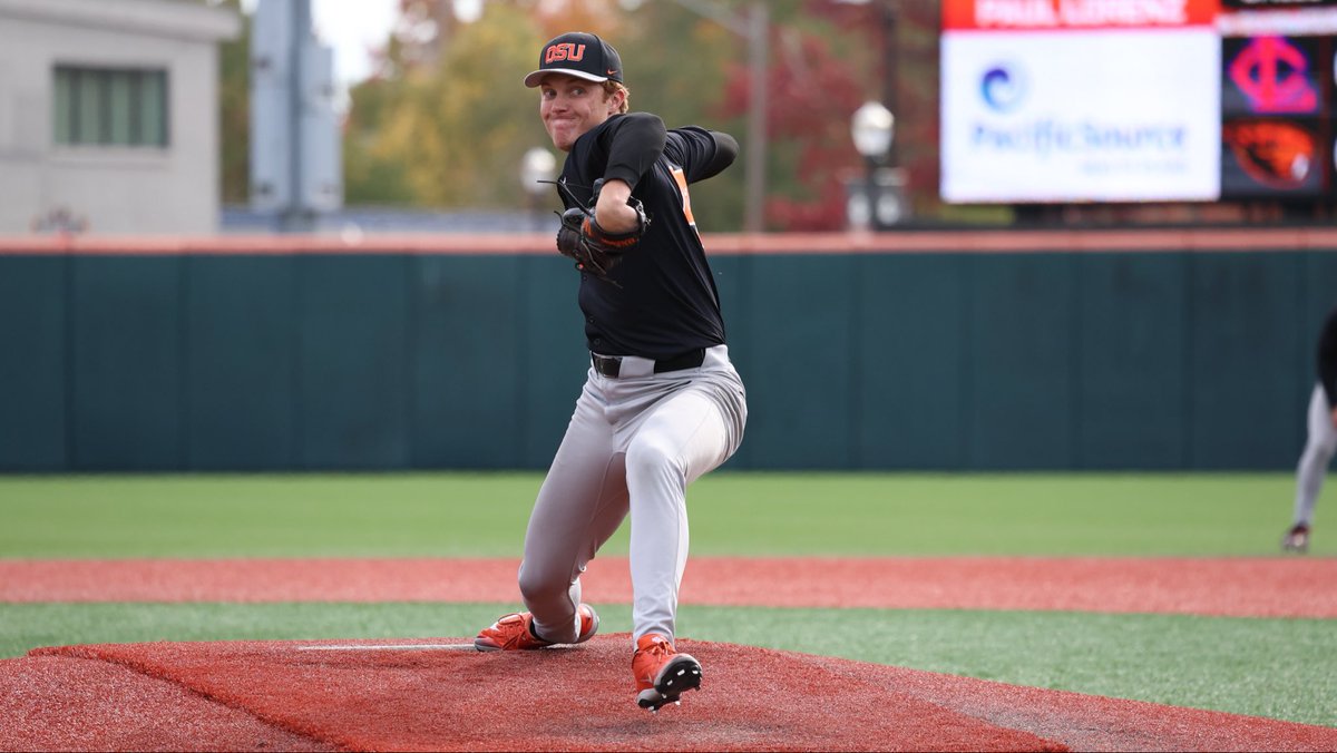 BeaverBaseball's tweet photo. Gotta have fun on a day like today https://t.co/3qEgJqQt7c