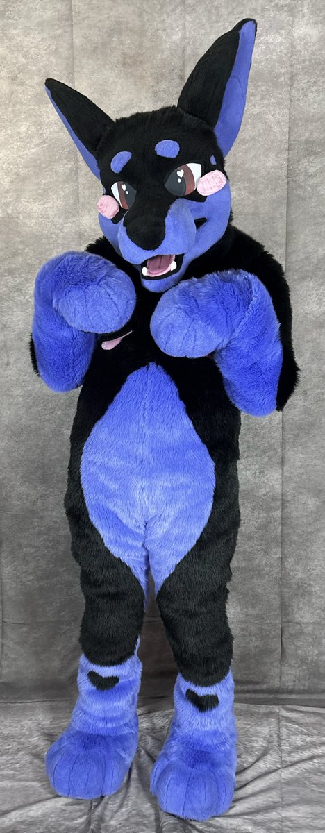 shaydestuckk's tweet photo. Introducing Fidget 2.0!! 🐶💜
Just in time for Furpocalypse :D
This cute purple puppy needs pets! https://t.co/JNT7C14qJz