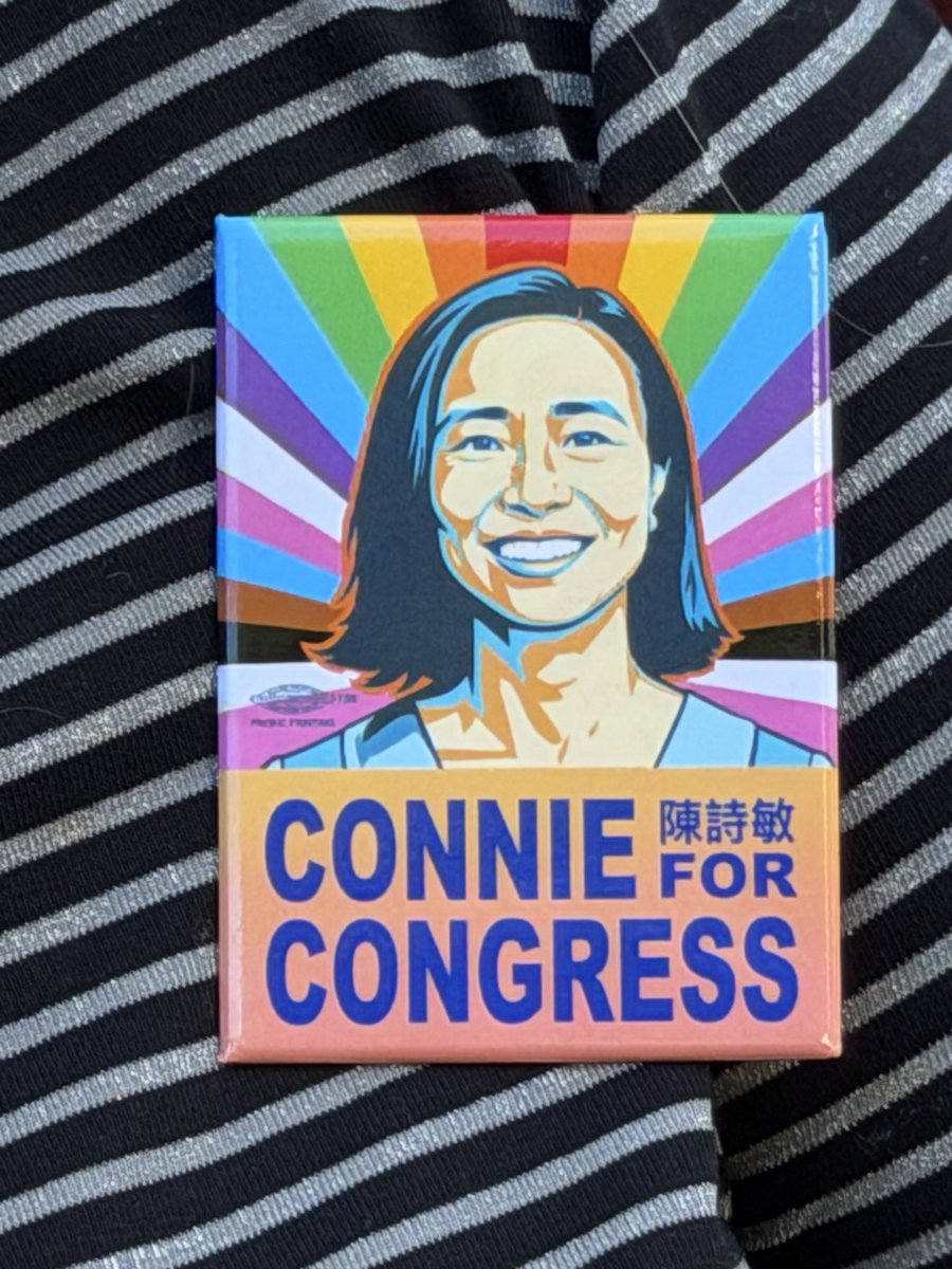 christinevans's tweet photo. A sign of our economy that people have to accept a pay check from the corporate candidate to make ends meet. 👇👇👇
Three separate days, three different paid canvassers for Scott Wiener I’ve met said that they support CONNIE CHAN…. One even pulled out her completed ballot !!! 🤦‍♀️ https://t.co/xlT3n08UAz