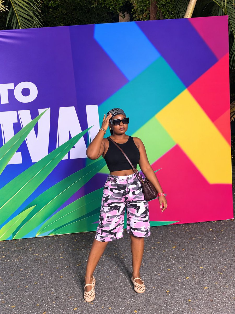 sal_empress's tweet photo. Day 2 The festival ✨ https://t.co/NT7i3YxCBb
