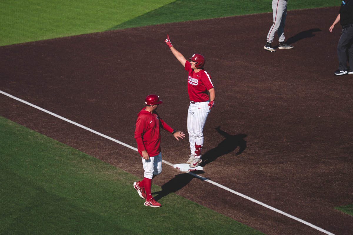 OU_Baseball's tweet photo. 🐟🐟🐟 https://t.co/1MgDCL7YNa