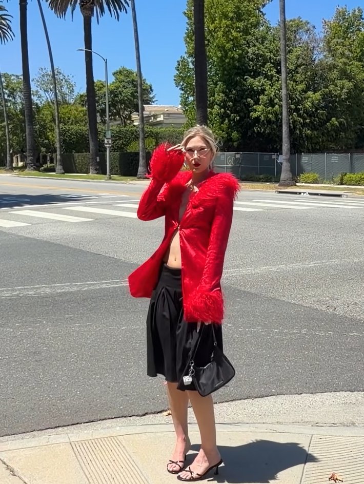 genevlov's tweet photo. people were quite thrown off with who picked this outfit before the video 😭 tbf hyun did get a bit of "mom help" when creating it 😭😭 but also she did pick the red jacket which is such a serve https://t.co/IoZHkHnD6t