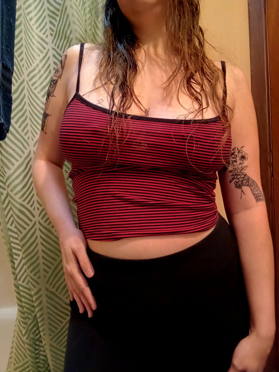 MistressChey10's tweet photo. Today's Fit ❤️ https://t.co/zJ8lhJfVSn