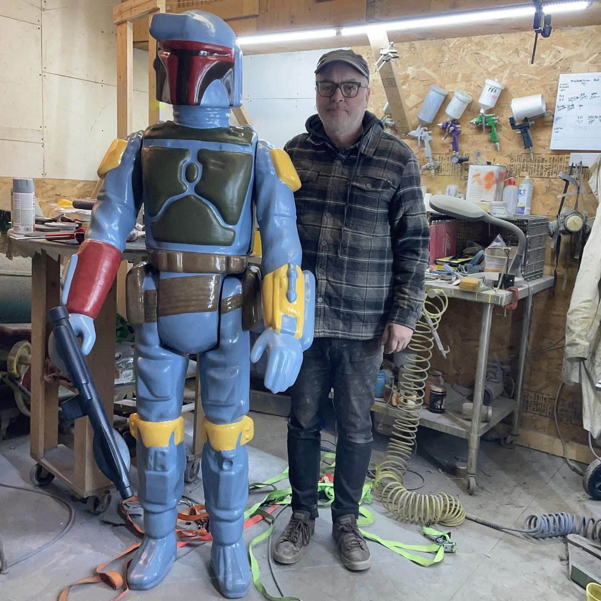 Commodork's tweet photo. A fellow named Dallas Poague is 3D printing life-size versions of vintage action figures. What actuib figure would you like to have a life-size version of?

👉 https://t.co/AICQAMShrb

#retro #vintage #nostalgia #nostalgic #starwars #3dprinting #actonfigures https://t.co/Hvt2t4Rkf9
