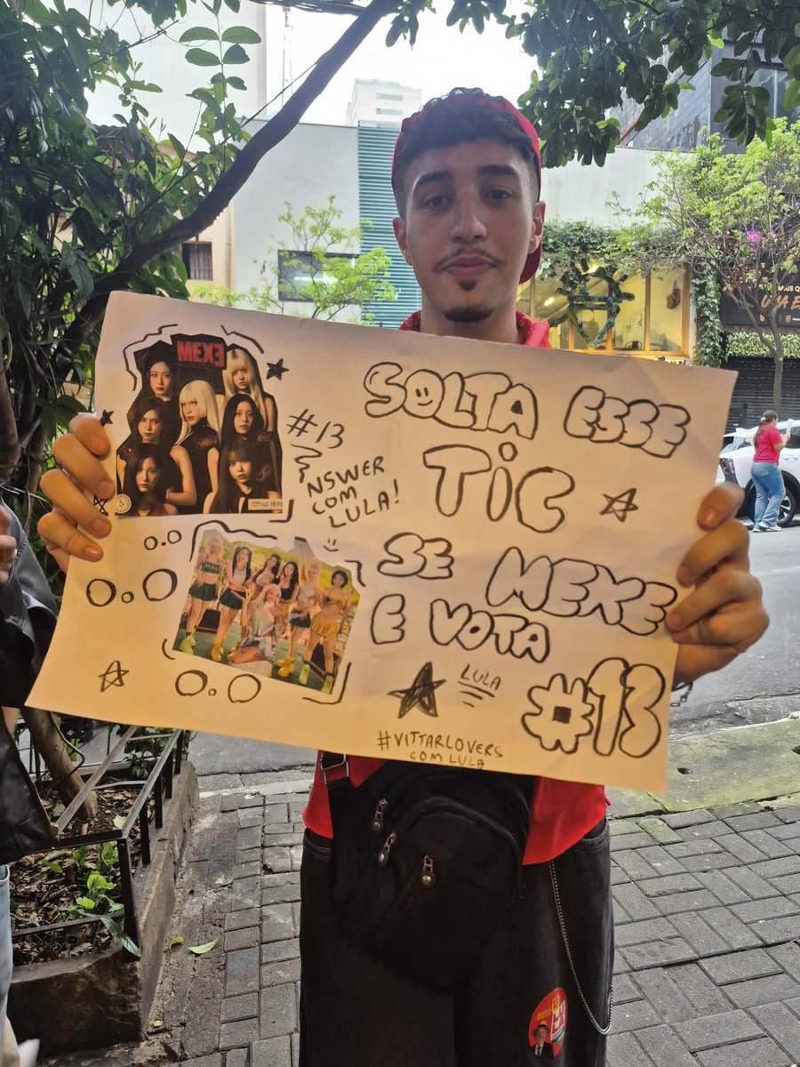 confettidaisies's tweet photo. AMO DEMAIS ESSE MEU PAÍS BRASIIILLLL
#SPCOMLULA https://t.co/SjUeK6gEfY