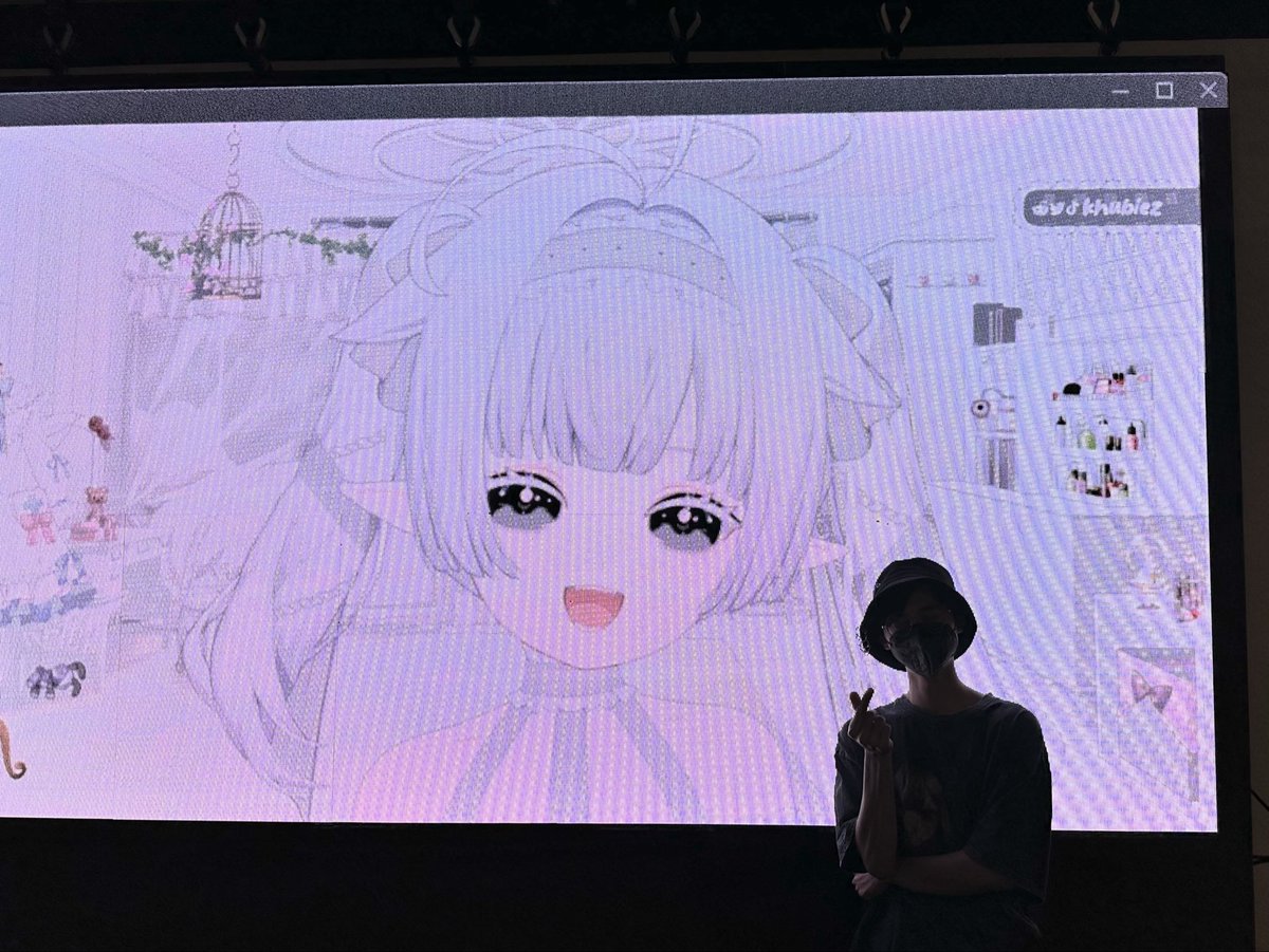 Val_Lixn's tweet photo. [Anime Night Mart] - Day 1

Got to me @khubiez at her very first concert! You can barely even see me but that’s okay! Khubiez says she’ll be at Offkai in person wearing a White Furry suit like what @xia_xenos did! So hold her too that 😂. Hope to see you again soon! https://t.co/laVzG3wxau