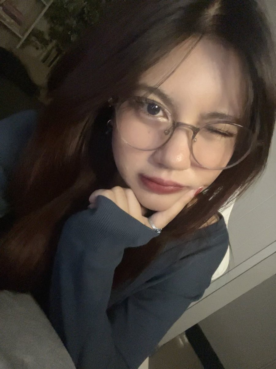 indiraseruni__'s tweet photo. MAKASEEEH LIVE NYAAAAA gakbisa sampe buka rank tpi gpph ntar malem live lagi yaaaa!!! https://t.co/oqeiNcwhtE
