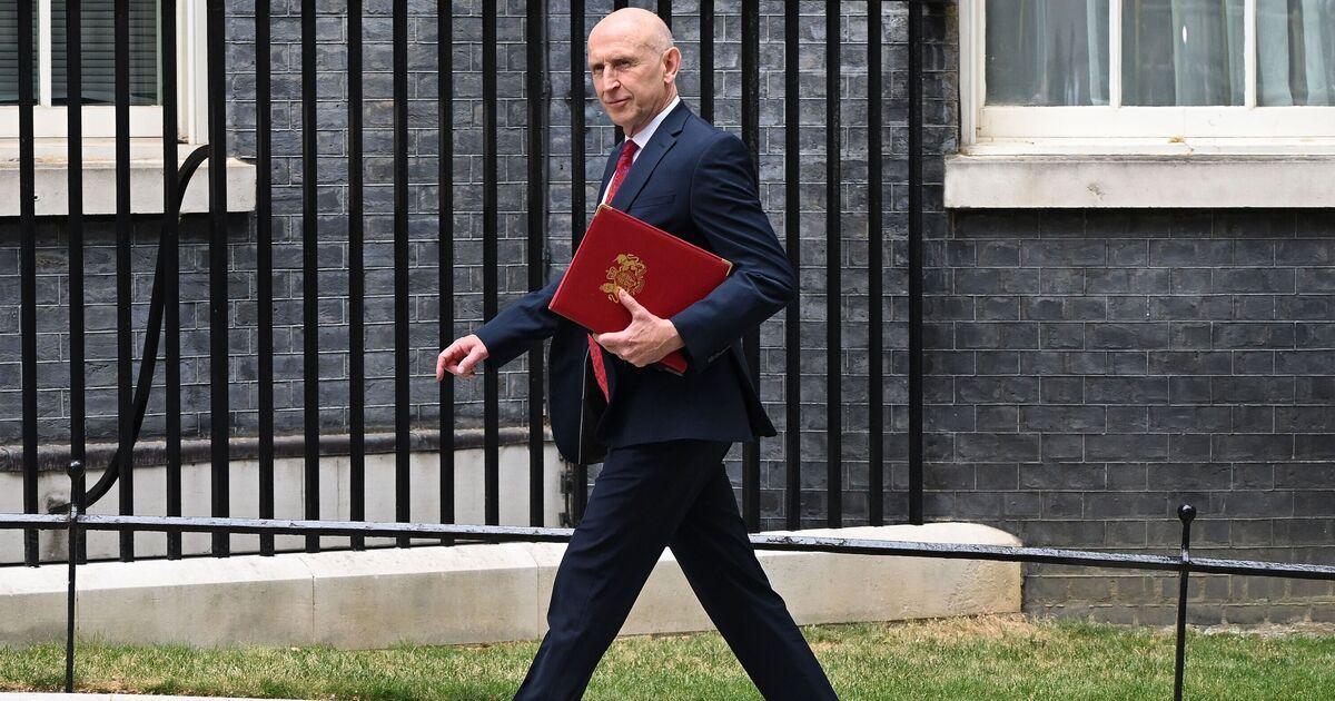 ExpressPolitics's tweet photo. Council tax arrears spiralling at £1,500 a minute as billions in debt mounts up https://t.co/fOvoG83oTi https://t.co/zozgoKcNv0