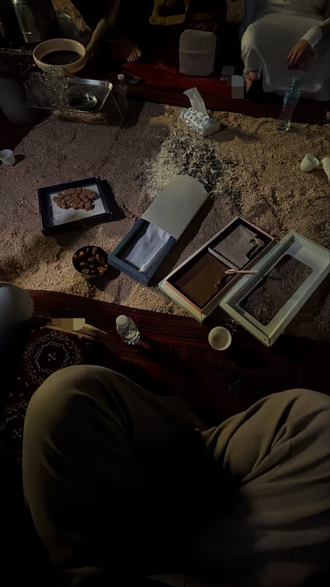 almostdeaddd's tweet photo. اكتوبريات https://t.co/c7o6KJPvtO
