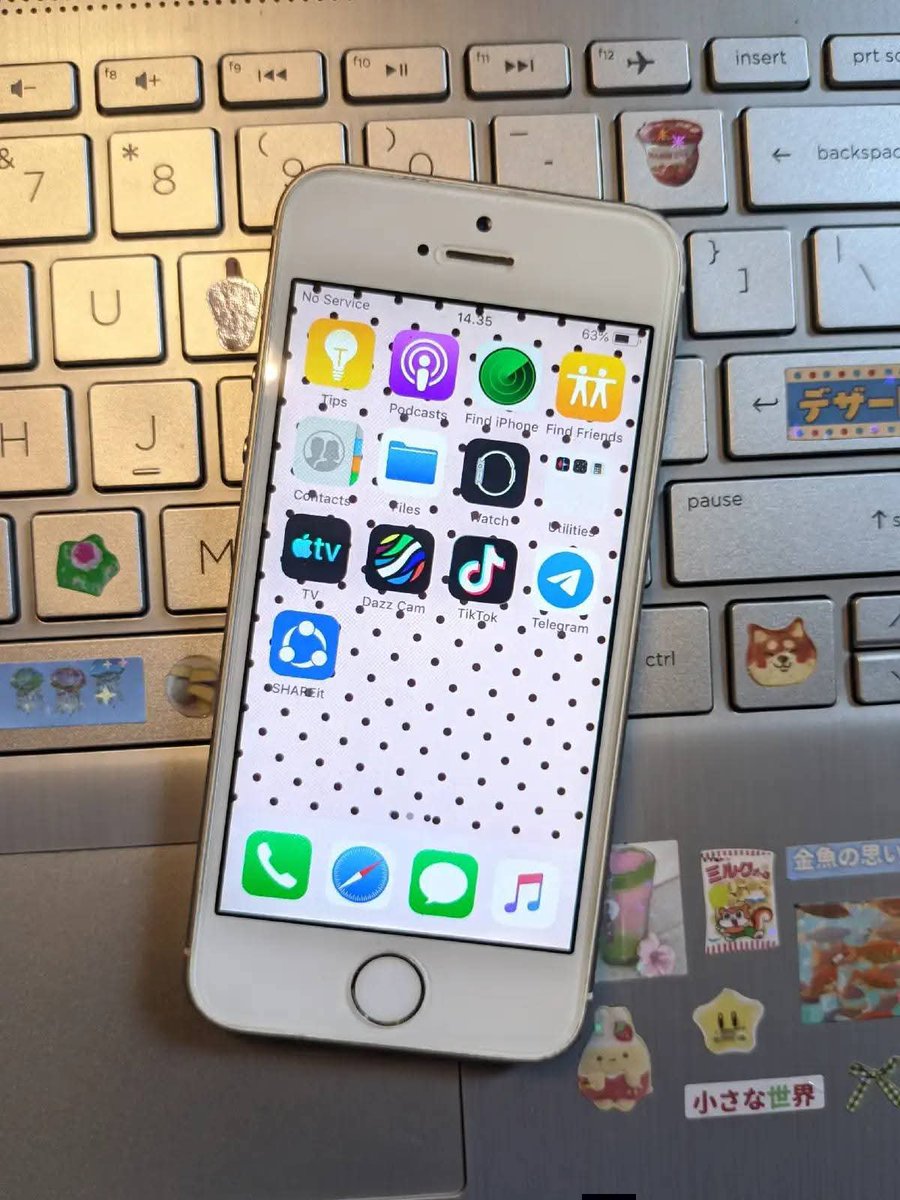 roseseww's tweet photo. masih belum nemu jodoh nya huhu
WTS iphone 5s 32gb

icloud kosong
sinyal aktif
finger fungsi
tombol normal semua
kamera d/b jernih

open di 480k. udh di turunin lagi

#zonauangㅤ #zonajajanᅠ #zonaduit #zonacuan #iPhone5s https://t.co/mCE4r4GffS