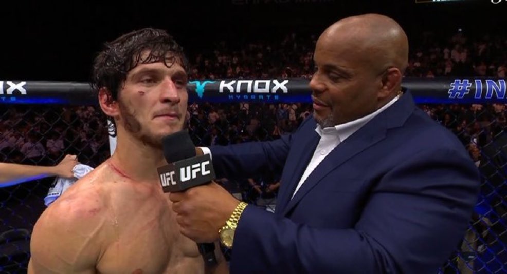 UFCFIFTHROUND's tweet photo. PEDOVLEV ERA IS OVER FINALLY 😭

#UFC333 https://t.co/uDrWmpbaqW