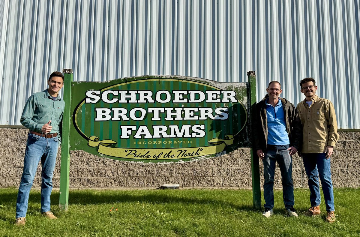 MikeAlfonsoWI's tweet photo. 🥔 Wisconsin grows the good stuff!

Schroeder Brothers Potato Farm is a family-owned operation in Langlade County that’s been growing potatoes since 1879.

In Congress, I will always support Wisconsin's hardworking farm families! https://t.co/7HSAhmVVWN