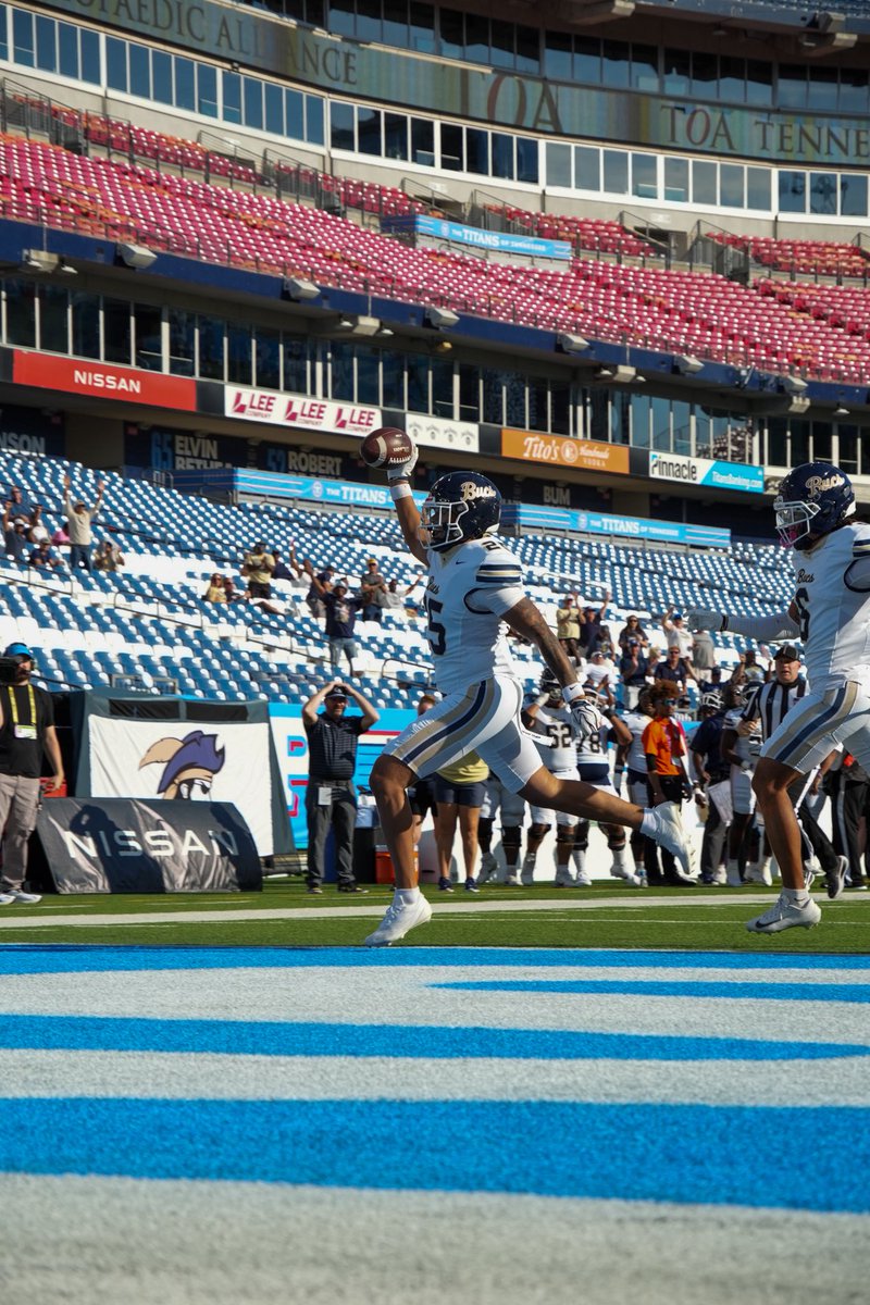 CSU_FB's tweet photo. Dominate first half for the Bucs 🏴‍☠️

#BucStrong https://t.co/ZygEeAWSPz