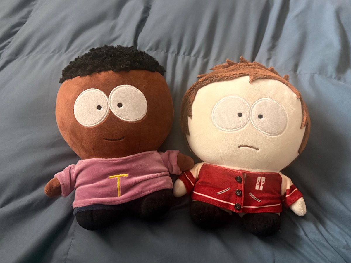 PinkieBooger's tweet photo. They’re so bi-curious it infuriates me. Kiss already #SouthPark #sptyde https://t.co/H6eBvSEuaY