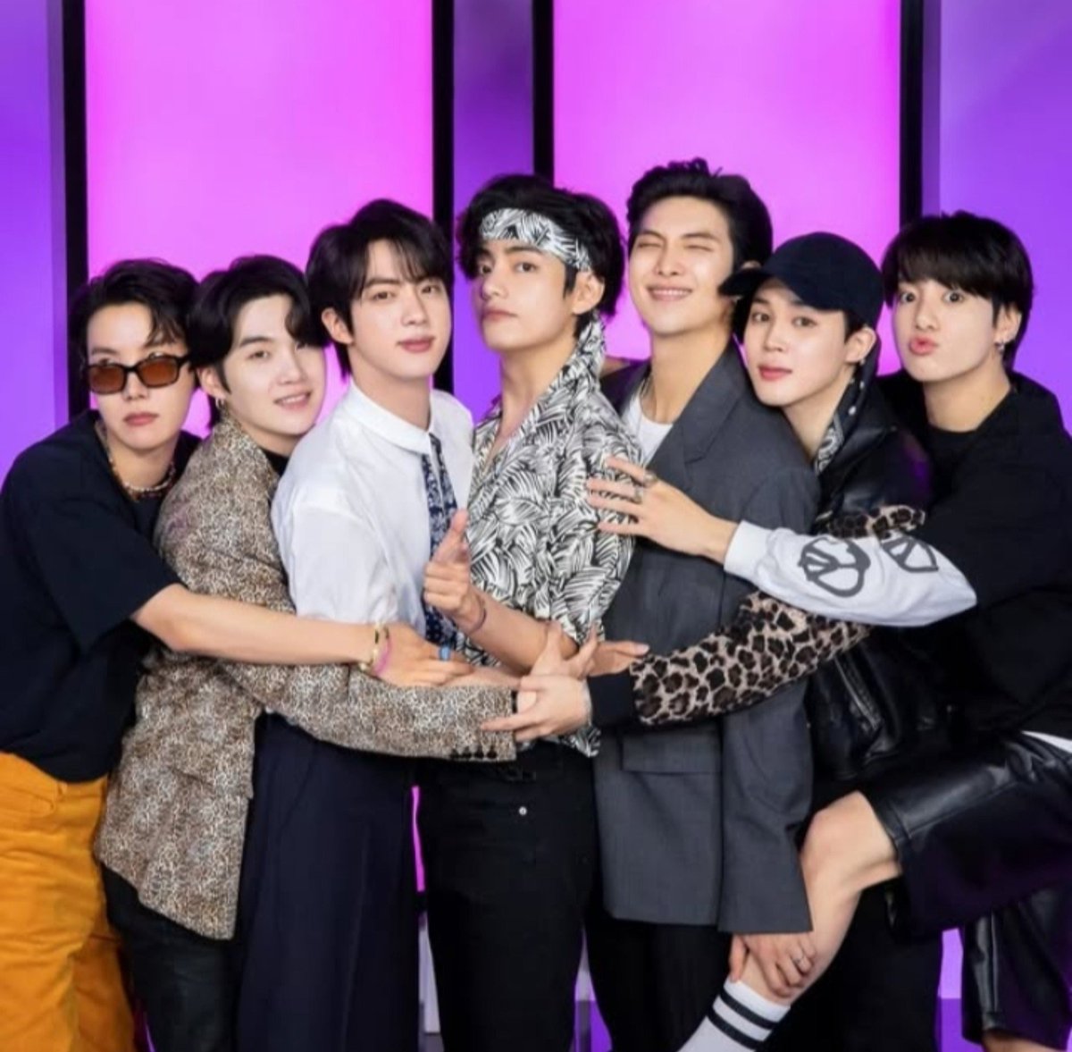 cutejiwooh's tweet photo. I vote for #ARIASBTS at the 2026 ARIA music award.
RT &amp; REPORT 🫶💜 https://t.co/EuYqugV1kG
