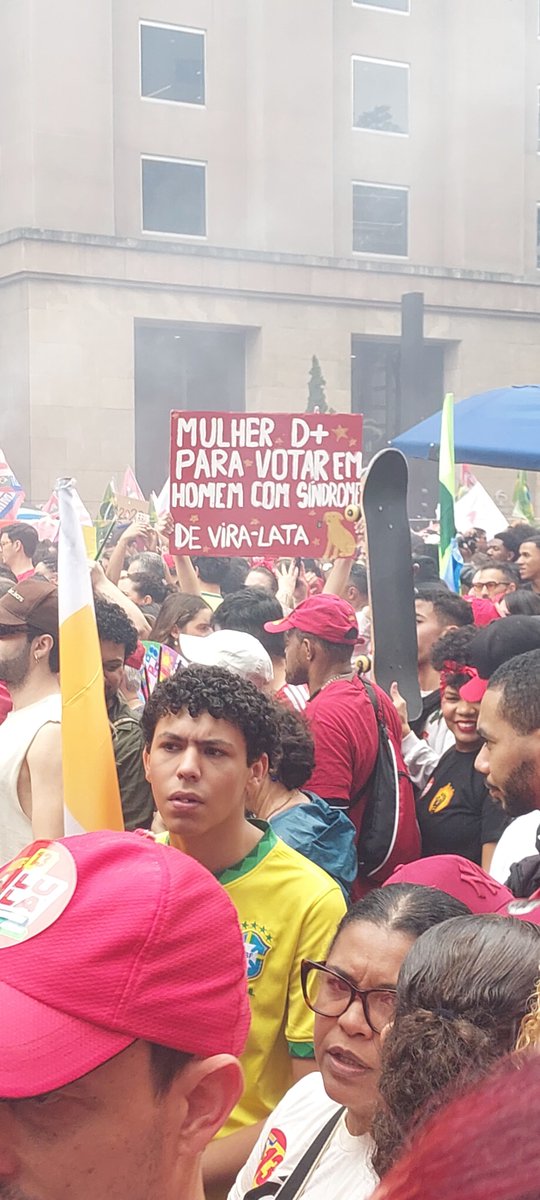 AliceBeles's tweet photo. Mulher demais para votar em homem com síndrome de vira lata
lata #2MilhoesNaPaulista https://t.co/ZfIe7Tn4xl