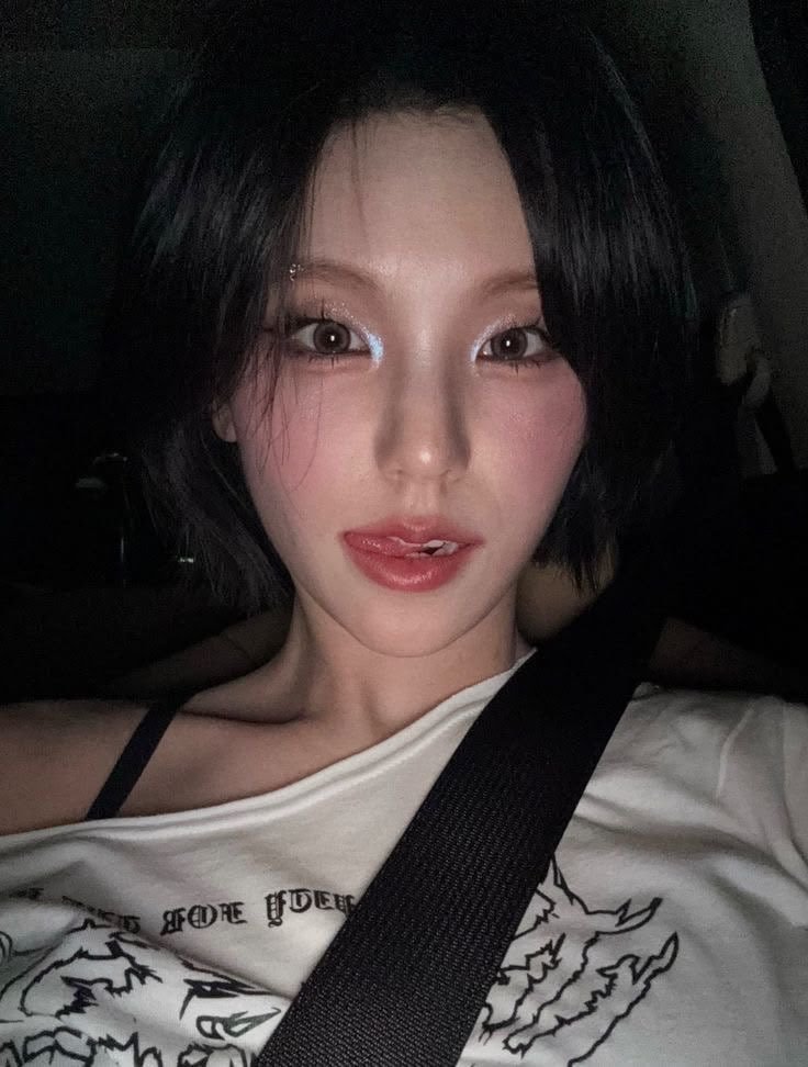 softlyidol's tweet photo. @johnsmithgru1t @kcoyinuy https://t.co/yNi7jJx9NA