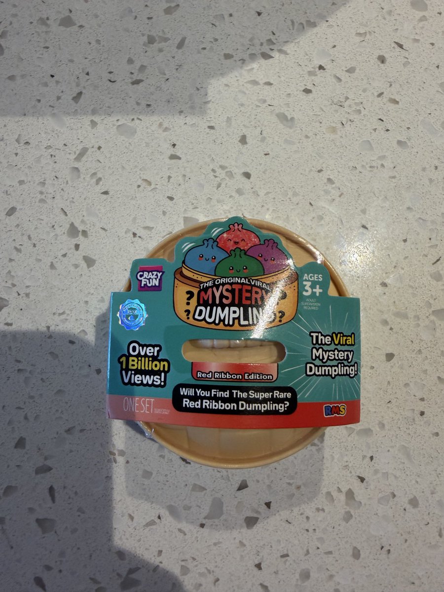 BasedCardGuy's tweet photo. Check out New RMS Crazy Fun MINI Mystery Dumpling RED RIBBON EDITION Squishy Toy https://t.co/XyMvj4Pvfe #eBay via @eBay #TBBReposts #TBBCrew #CardsForSale #MysteryDumpling #RedRibbon https://t.co/SRfcKUU3ga