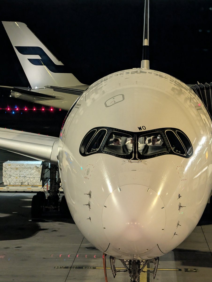 simone_chellini's tweet photo. 🇫🇮🇦🇺 From HEL to MEL. Welcome to Finnair's longest ever flight. https://t.co/fCWRID4iNN