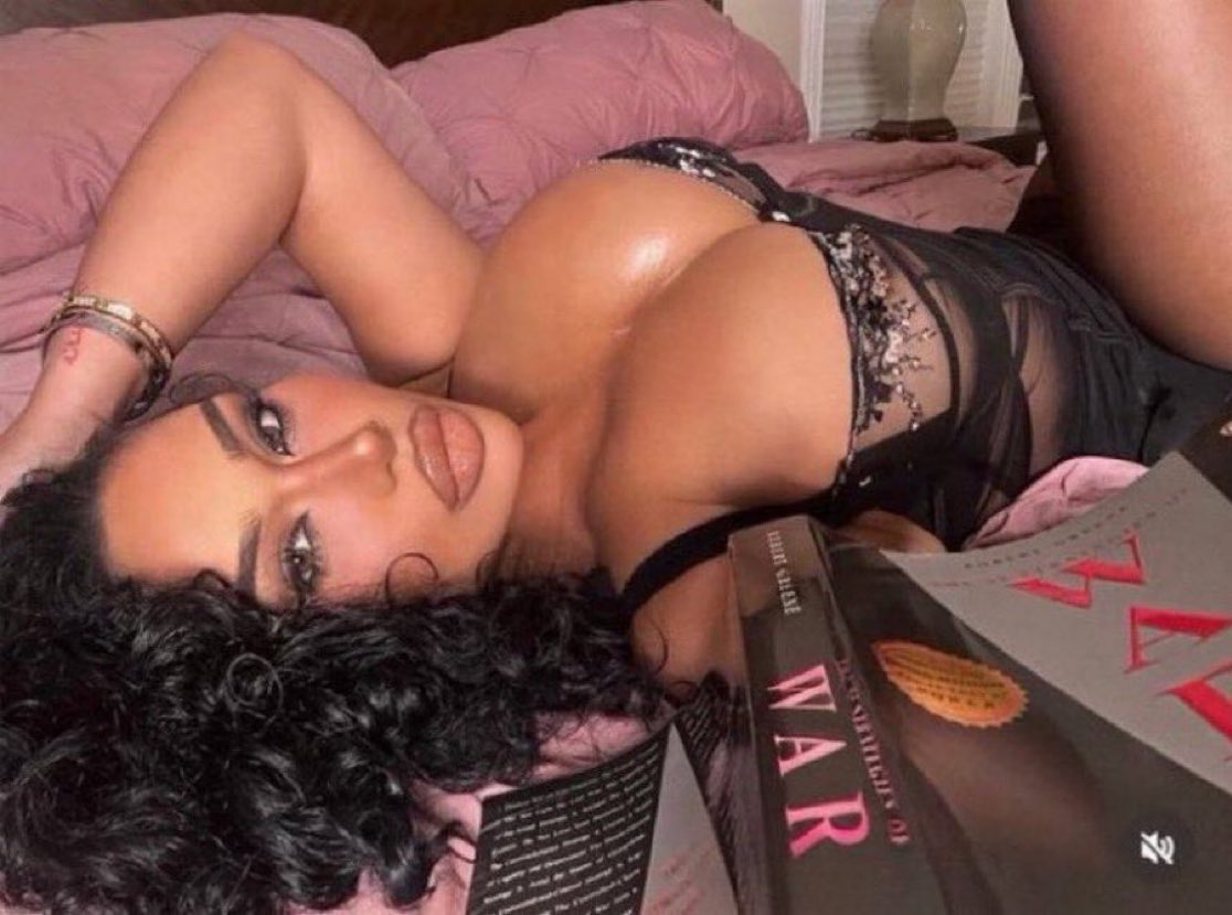 mommyscam22's tweet photo. Do you want mommy to help you with those aching balls💋💕 

Just be good boy for mommy 💞💦, DM and send my Initial😘🤤

Catfish Findom Edging Egirl HumanAtm

#manscam #gooner #porn #snowbunny #scamass  #goon https://t.co/mP0Jw3RtaA
