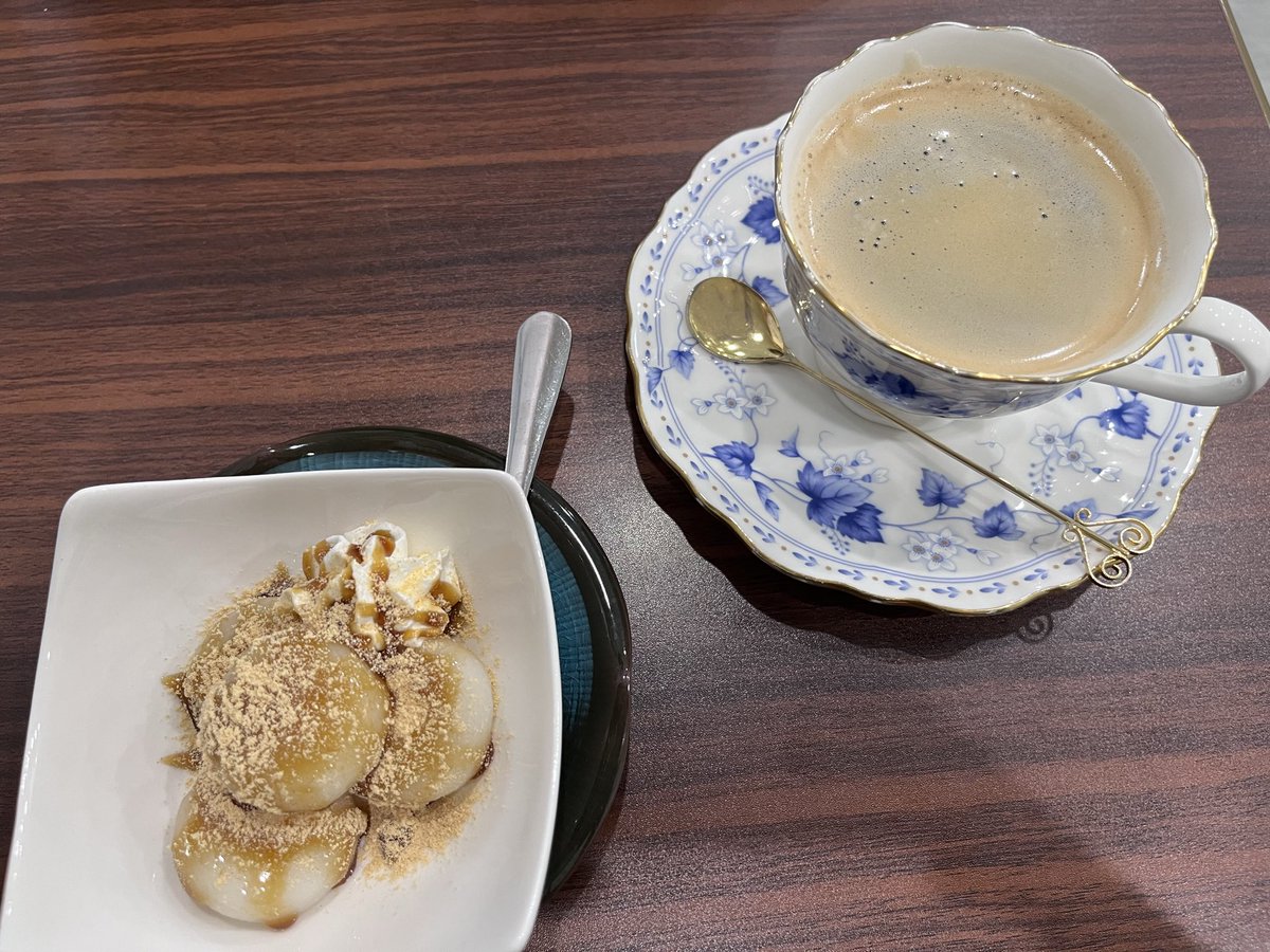 LC_AI7's tweet photo. おはよう日曜日

昨日食べたランチが美味し過ぎた！！！(また太る)

副業頑張った甲斐あった❣️
今日も頑張る💪

みんなも一日ハッピーで⤴️

#オムカレー https://t.co/vk4Bp3uaJj