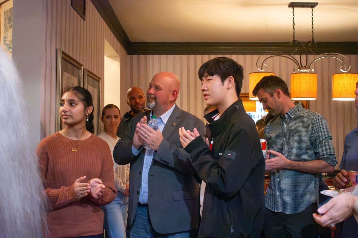 VoteBobBrooks's tweet photo. Thursday night’s meet and greet was incredible. Thank you to Katie and Dennille for hosting! https://t.co/Q24yzzjGt8