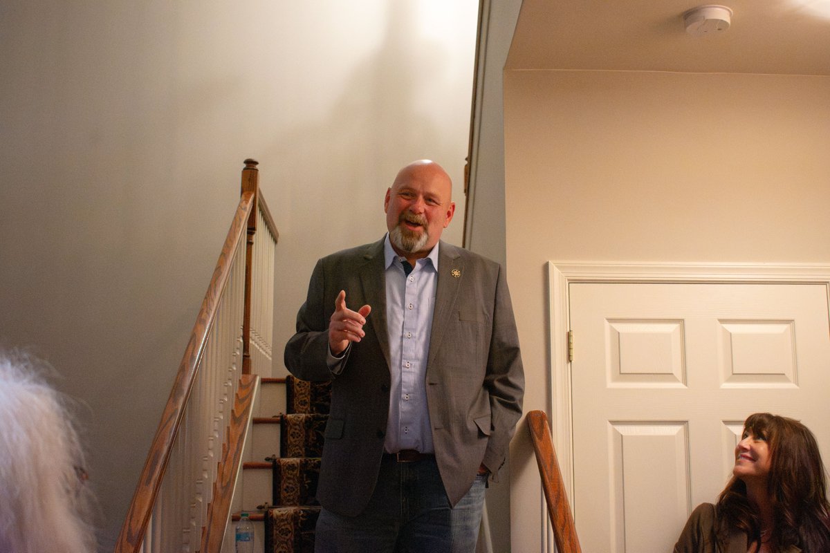 VoteBobBrooks's tweet photo. Thursday night’s meet and greet was incredible. Thank you to Katie and Dennille for hosting! https://t.co/Q24yzzjGt8