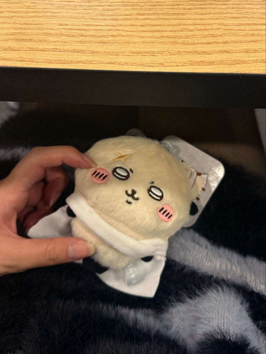 sii4sa's tweet photo. 밤새워서 말도 잘 안 나와 https://t.co/Xe9IKBB3TQ