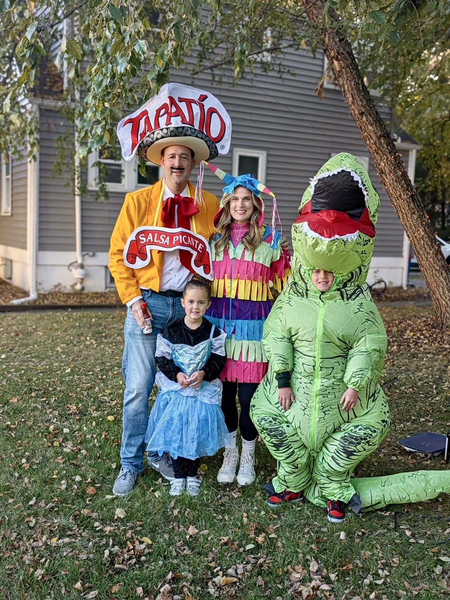 StrangestDesign's tweet photo. Getting a jump on Halloween 🎃 🌶️ https://t.co/1aMxWtHM2J