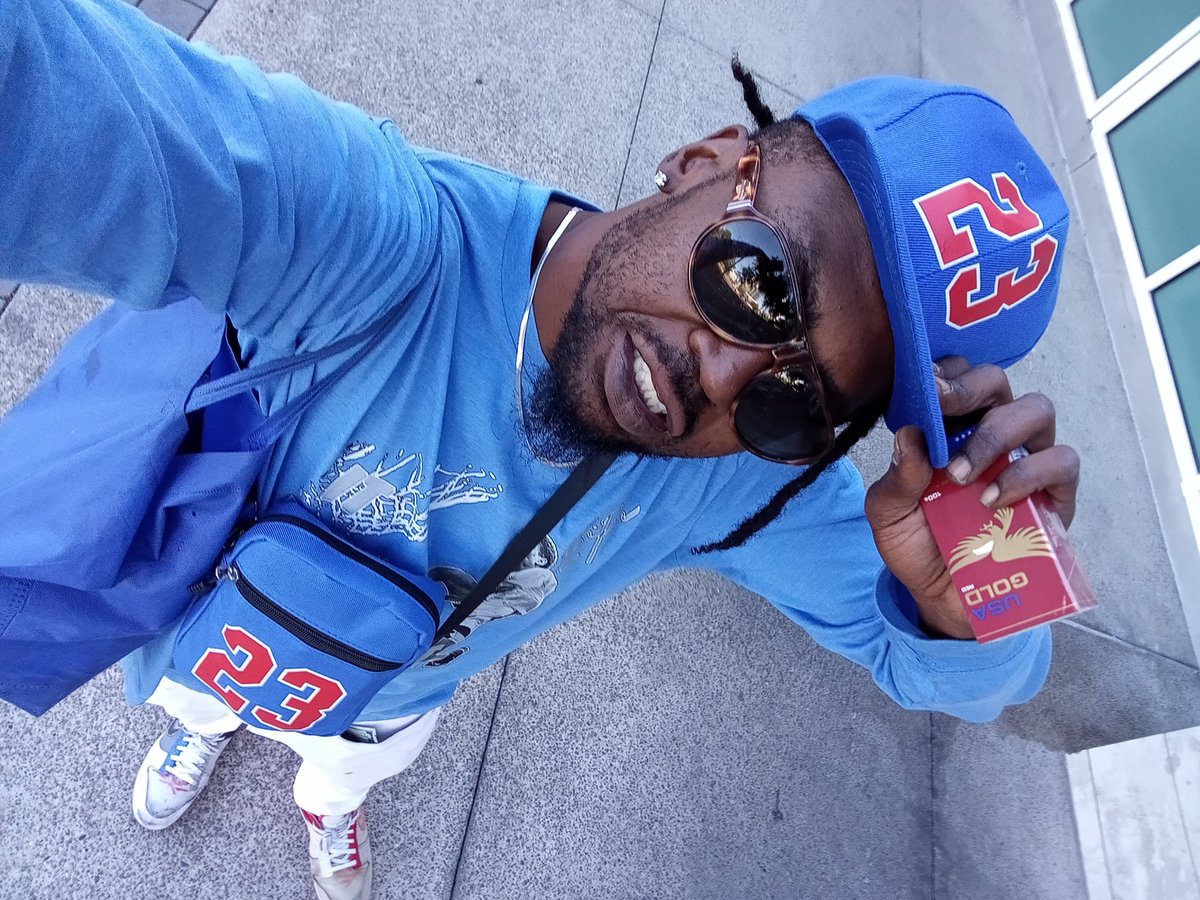 5moke5creen's tweet photo. #wtw #est2009 #Tweeting #5moke5creen #tweeting #via #SD26vlog #SoCal #https #sos #wtw #blue #Saturday #twenty3 #EPmerch #promote #DOPE #hated #vain #pressure #GoodLiving 
Some of my fave scenes coming up soon stay tuned #5moke5creentweetin #BLACK #BLAQ https://t.co/jsXil8Tj9X