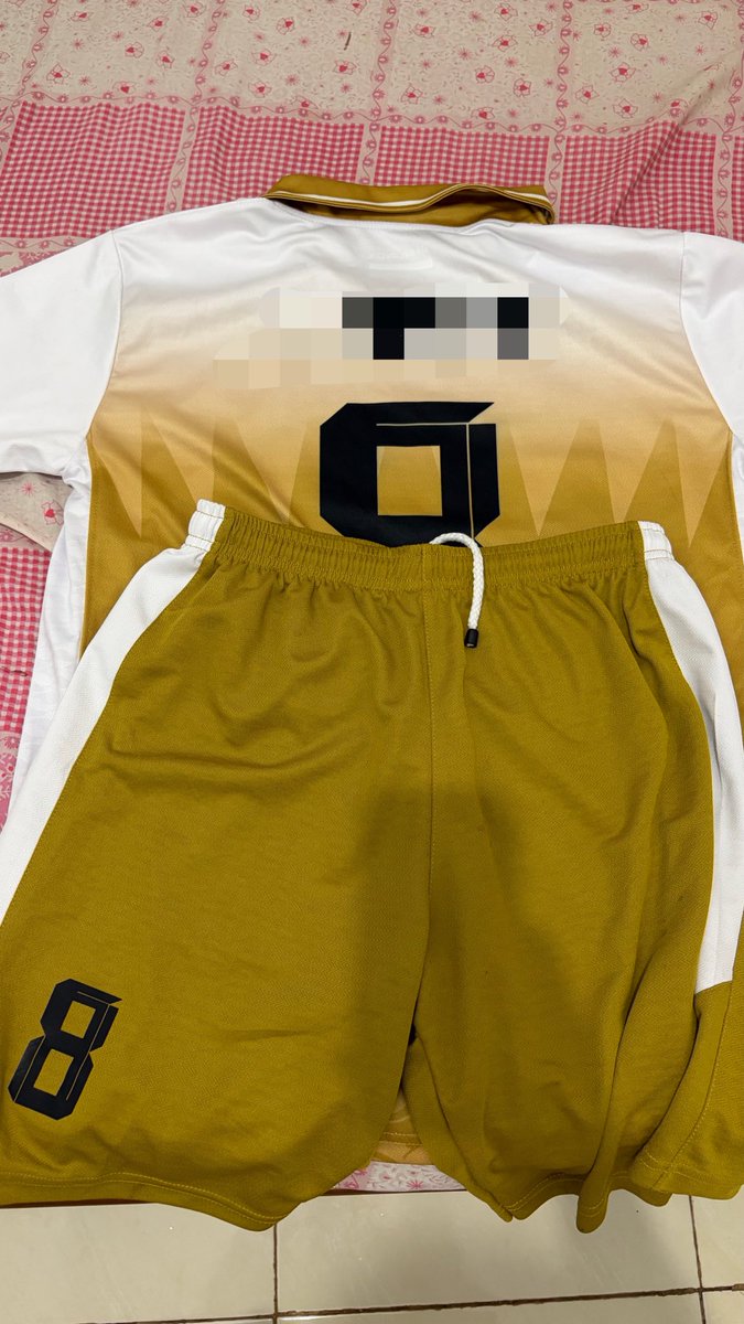 F_ZaroL's tweet photo. @funjerseybolaxx gua juga suka nyuri jersey bg https://t.co/GtKhtiwl5O